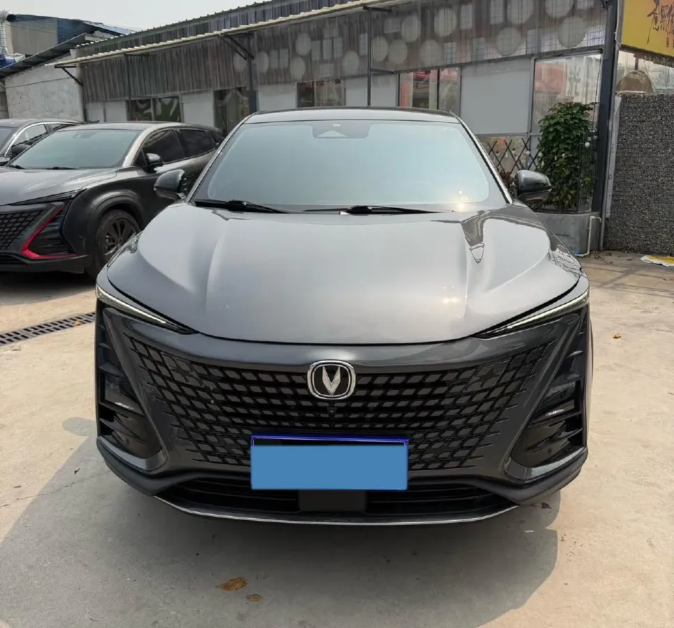 2022 ChangAn UNI-T 1.5T 188HP L4 7DCT,autocango,china used car exporter,china ev exporter,chinese used car exporter,chinese used ev exporter
