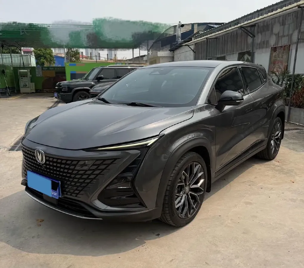 2022 ChangAn UNI-T 1.5T 188HP L4 7DCT,autocango,china used car exporter,china ev exporter,chinese used car exporter,chinese used ev exporter