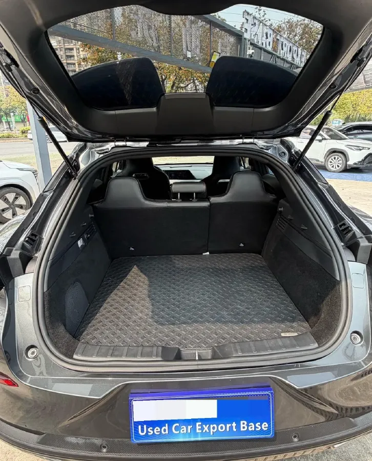 2022 ChangAn UNI-T 1.5T 188HP L4 7DCT,autocango,china used car exporter,china ev exporter,chinese used car exporter,chinese used ev exporter