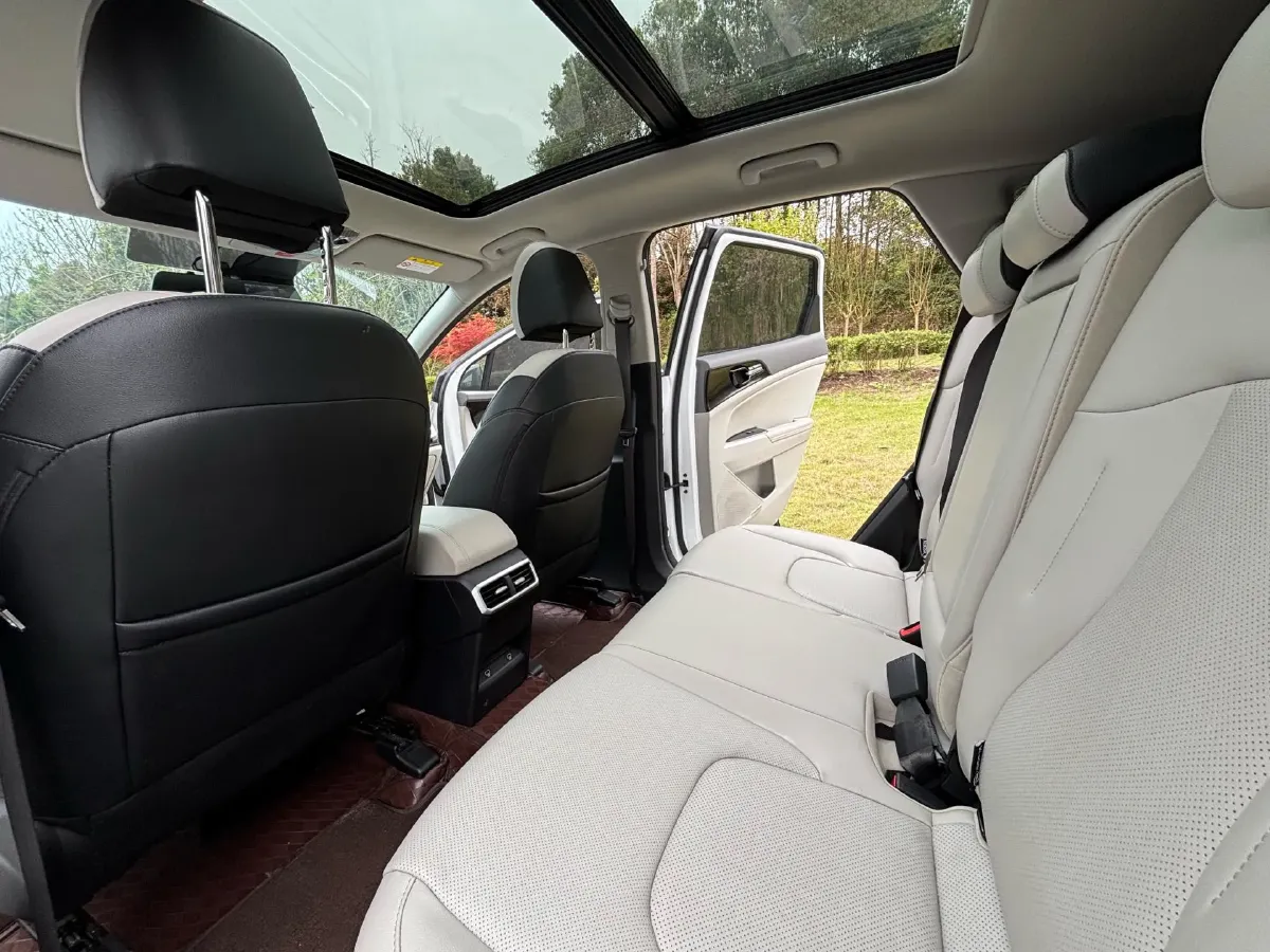 2023 Kia Sportage 1.5T 200HP L4 8AT,autocango,china used car exporter,china ev exporter,chinese used car exporter,chinese used ev exporter