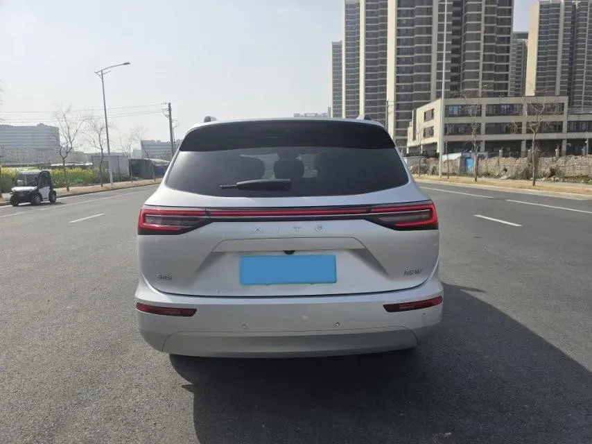 2024 AITO AITO M7 1.5T 152HP L4 REEV 42KWH,autocango,china used car exporter,china ev exporter,chinese used car exporter,chinese used ev exporter