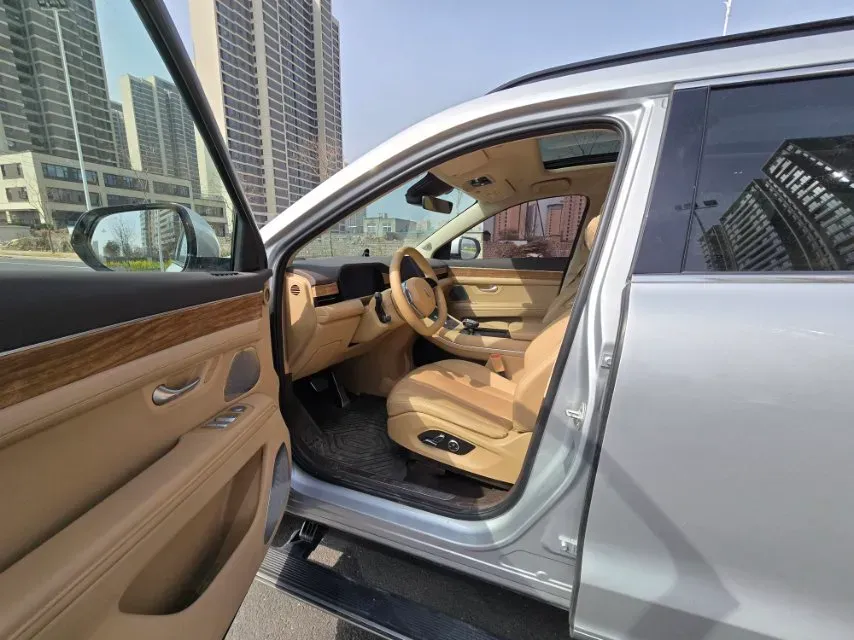 2024 AITO AITO M7 1.5T 152HP L4 REEV 42KWH,autocango,china used car exporter,china ev exporter,chinese used car exporter,chinese used ev exporter