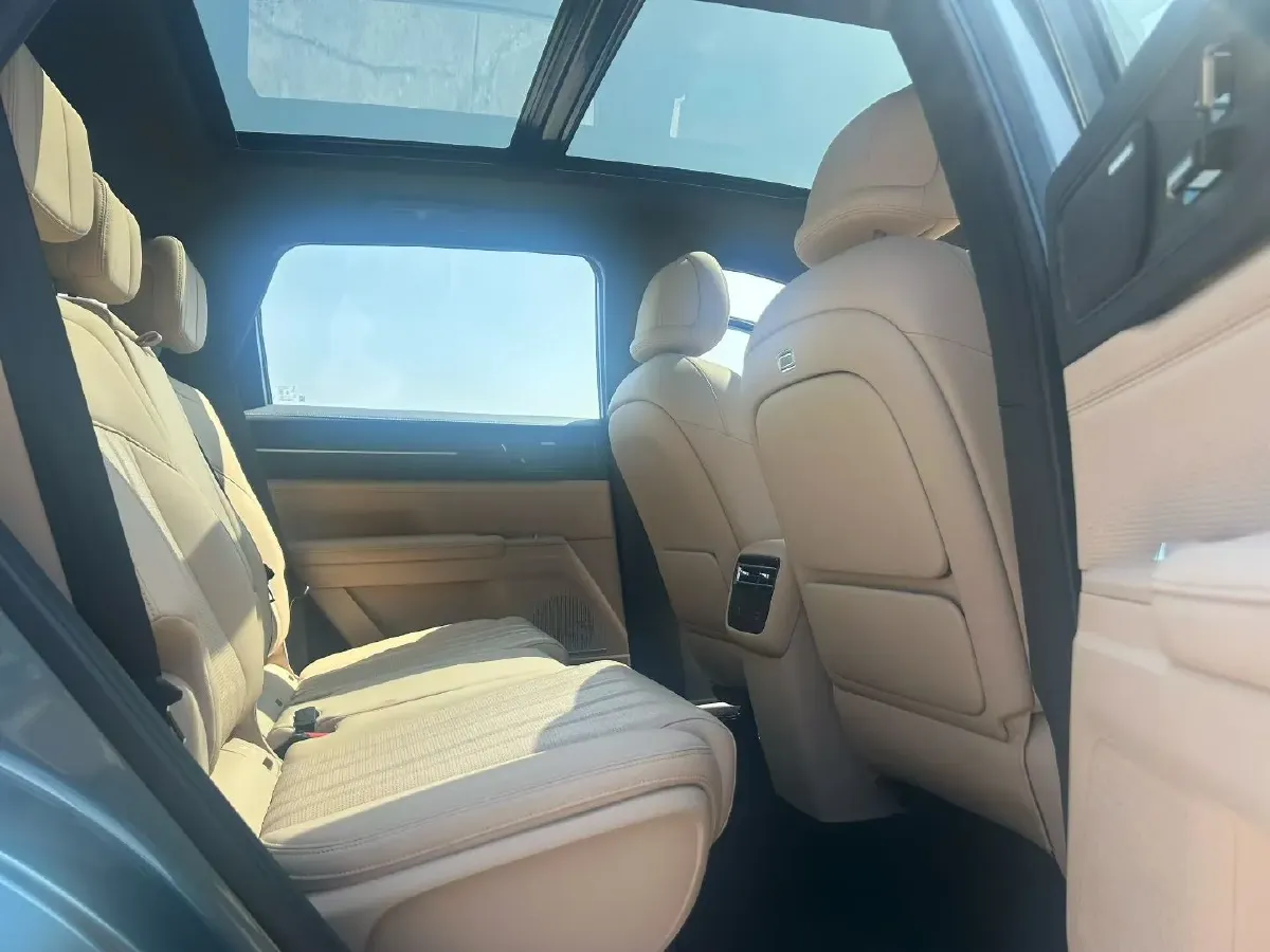 2025 Jetour X70 Plus 1.5T 156HP L4 CVT,autocango,china used car exporter,china ev exporter,chinese used car exporter,chinese used ev exporter