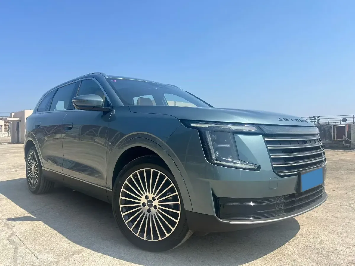 2025 Jetour X70 Plus 1.5T 156HP L4 CVT,autocango,china used car exporter,china ev exporter,chinese used car exporter,chinese used ev exporter