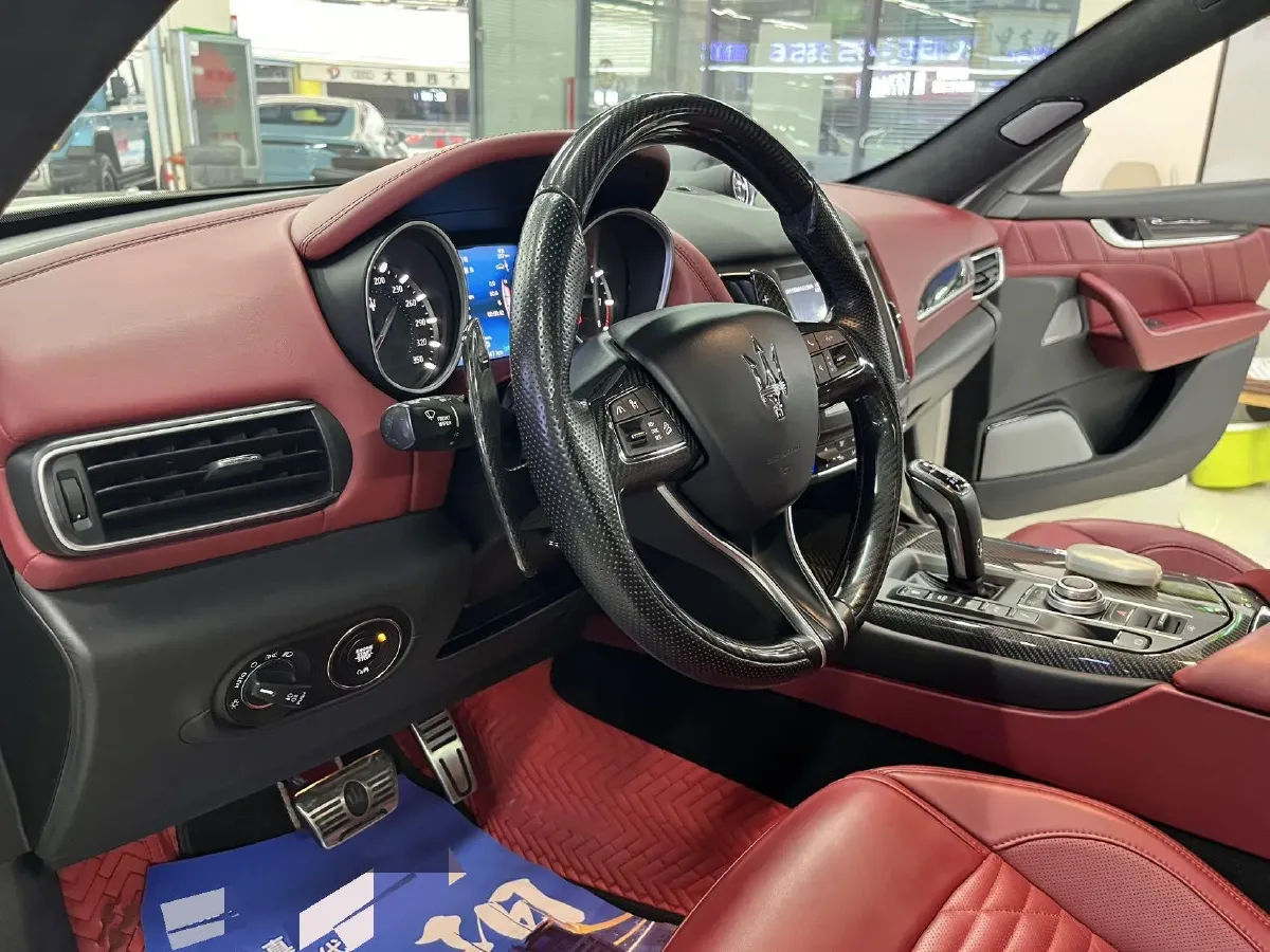 2019 Maserati Levante 3.8T 550HP V8 8AT,autocango,china used car exporter,china ev exporter,chinese used car exporter,chinese used ev exporter