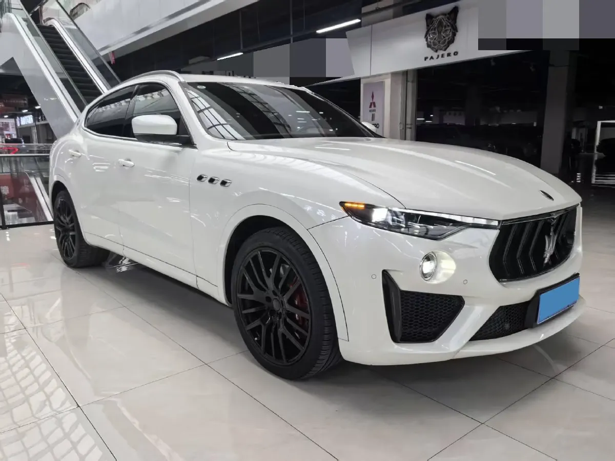 2019 Maserati Levante 3.8T 550HP V8 8AT,autocango,china used car exporter,china ev exporter,chinese used car exporter,chinese used ev exporter