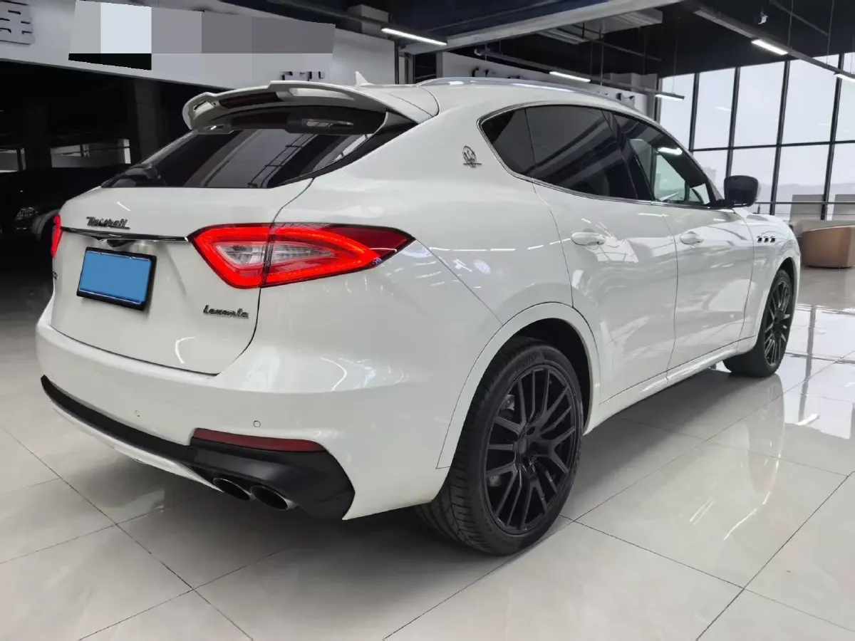 2019 Maserati Levante 3.8T 550HP V8 8AT,autocango,china used car exporter,china ev exporter,chinese used car exporter,chinese used ev exporter