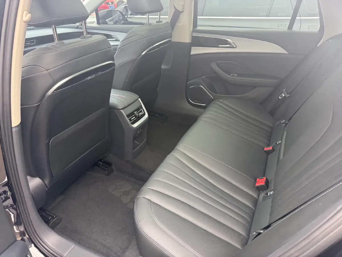 2024 HongQi H5 1.5T 169HP L4 7DCT,autocango,china used car exporter,china ev exporter,chinese used car exporter,chinese used ev exporter