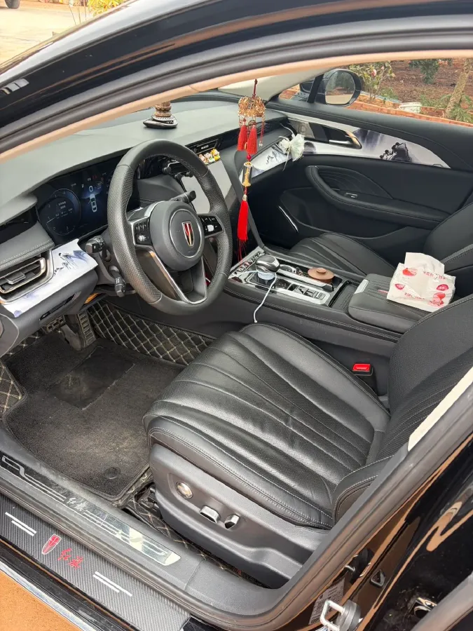 2024 HongQi H5 2.0T 224HP L4 8AT,autocango,china used car exporter,china ev exporter,chinese used car exporter,chinese used ev exporter