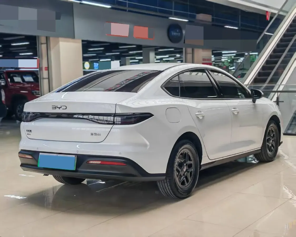2025 BYD Seal05 DM-i 1.5L 101HP L4 E-CVT PHEV 7.68KWH,autocango,china used car exporter,china ev exporter,chinese used car exporter,chinese used ev exporter