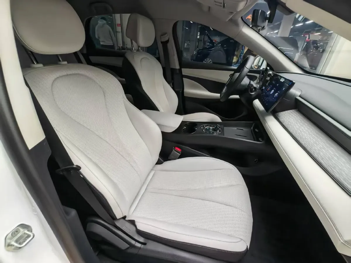 2025 BYD Seal05 DM-i 1.5L 101HP L4 E-CVT PHEV 7.68KWH,autocango,china used car exporter,china ev exporter,chinese used car exporter,chinese used ev exporter