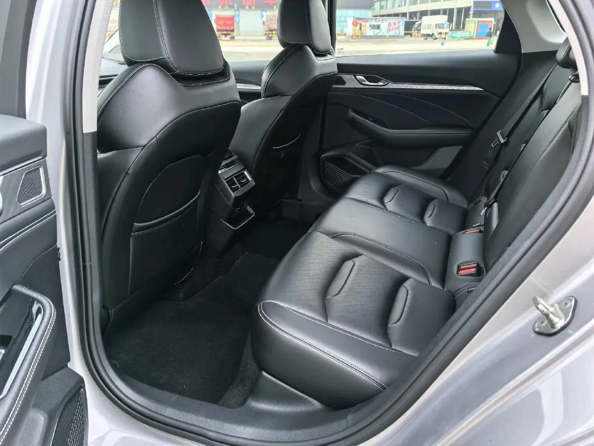 2021 Geely Preface 2.0T 190HP L4 7DCT,autocango,china used car exporter,china ev exporter,chinese used car exporter,chinese used ev exporter