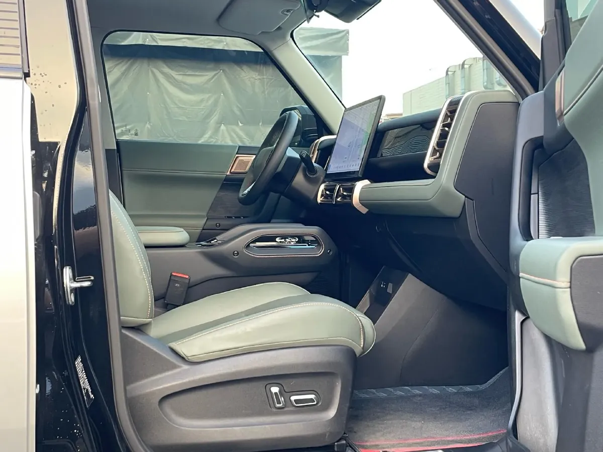 2024 iCAR iCAR 03 BEV 65.69KWH,autocango,china used car exporter,china ev exporter,chinese used car exporter,chinese used ev exporter