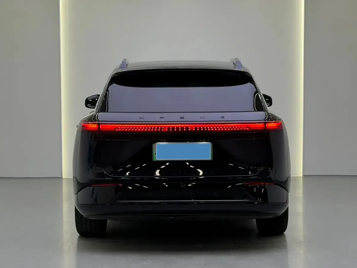 2025 Xpeng G9 BEV 79KWH,autocango,china used car exporter,china ev exporter,chinese used car exporter,chinese used ev exporter