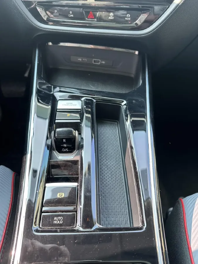 2022 Exceed TXL 2.0T 261HP L4 7DCT,autocango,china used car exporter,china ev exporter,chinese used car exporter,chinese used ev exporter