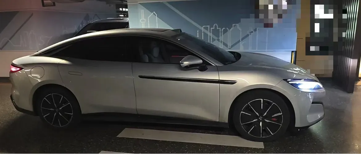 2025 BYD HanL 1.5T 156HP L4 E-CVT PHEV,autocango,china used car exporter,china ev exporter,chinese used car exporter,chinese used ev exporter