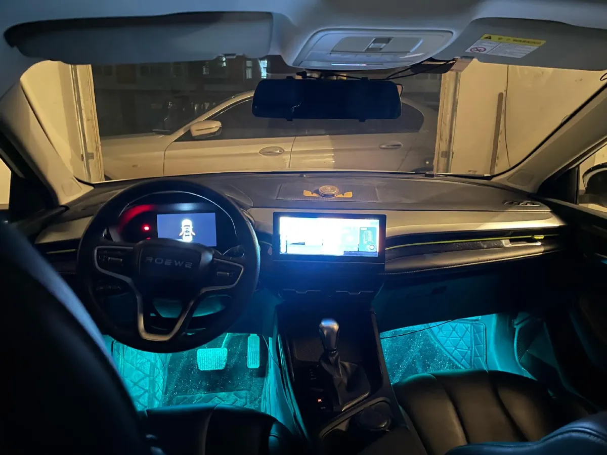 2021 Roewe i5 1.5L 120HP L4 CVT,autocango,china used car exporter,china ev exporter,chinese used car exporter,chinese used ev exporter