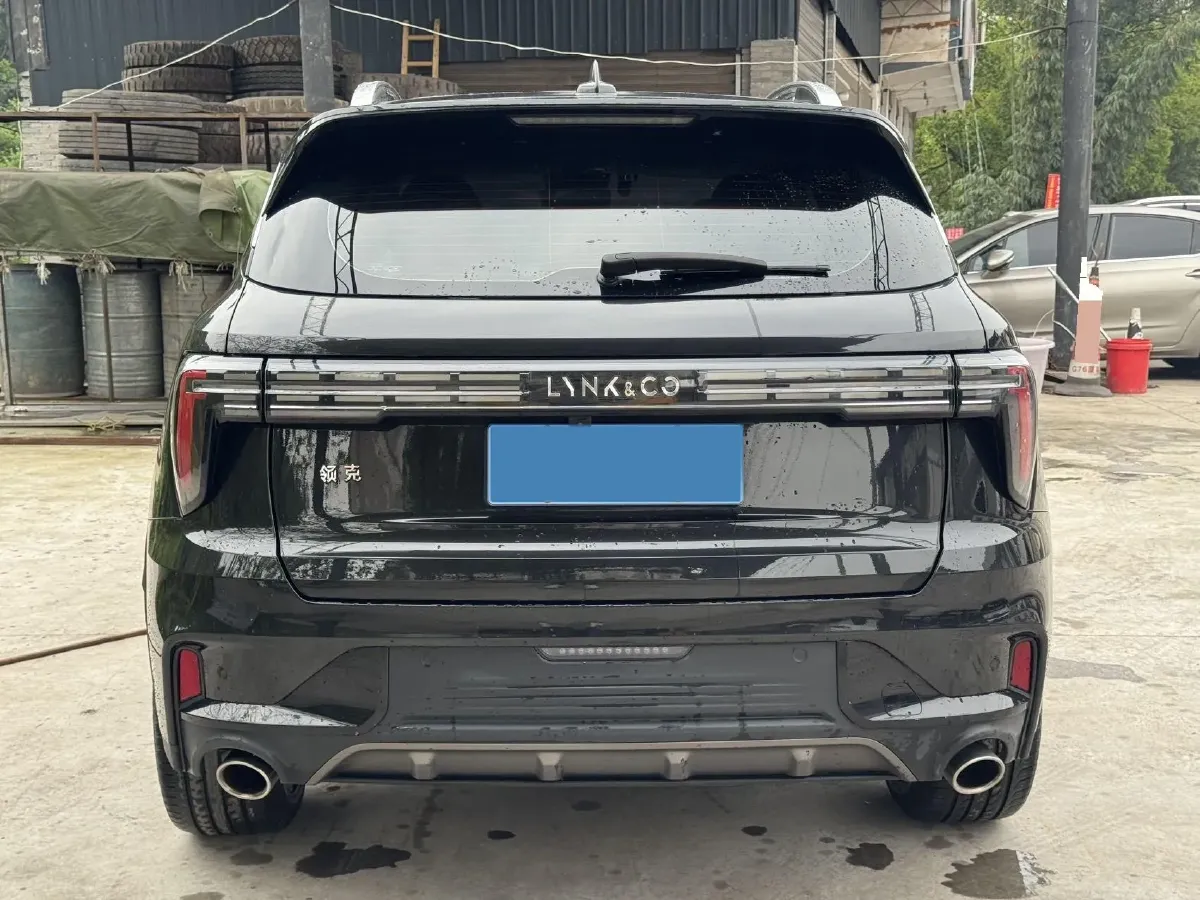 2023 MAXUS Interstellar 2.0T 261HP L4 8AT,autocango,china used car exporter,china ev exporter,chinese used car exporter,chinese used ev exporter