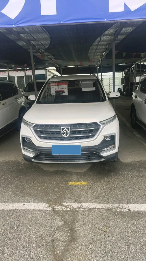 2019 BaoJun 530 1.5T 151HP L4 CVT,autocango,china used car exporter,china ev exporter,chinese used car exporter,chinese used ev exporter