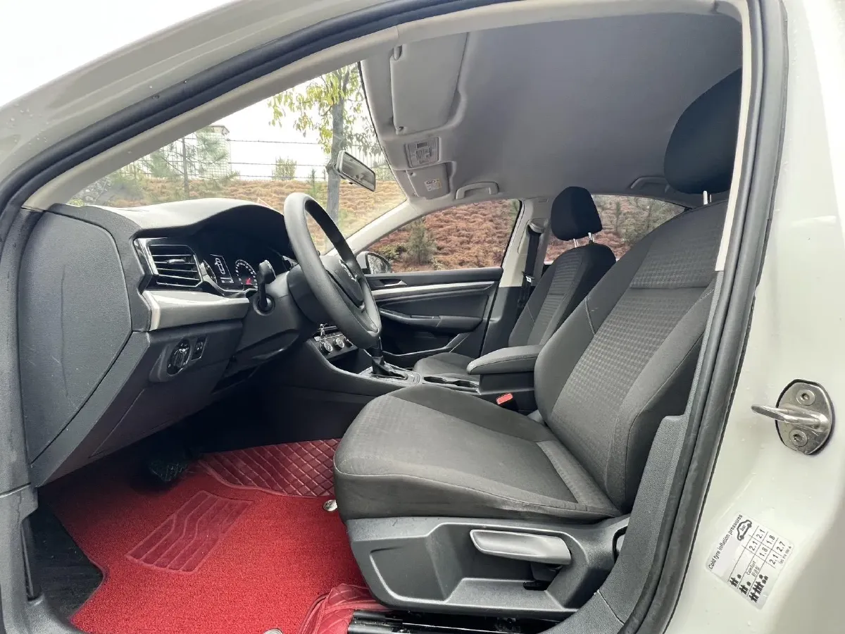 2021 Volkswagen Bora 1.5L 113HP L4 6AT,autocango,china used car exporter,china ev exporter,chinese used car exporter,chinese used ev exporter