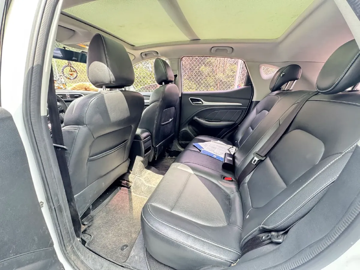 2017 MG ZS 1.5L 120HP L4 5MT,autocango,china used car exporter,china ev exporter,chinese used car exporter,chinese used ev exporter