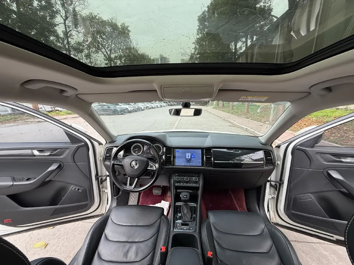 2018 Skoda Kodiak 2.0T 186HP L4 7DCT,autocango,china used car exporter,china ev exporter,chinese used car exporter,chinese used ev exporter