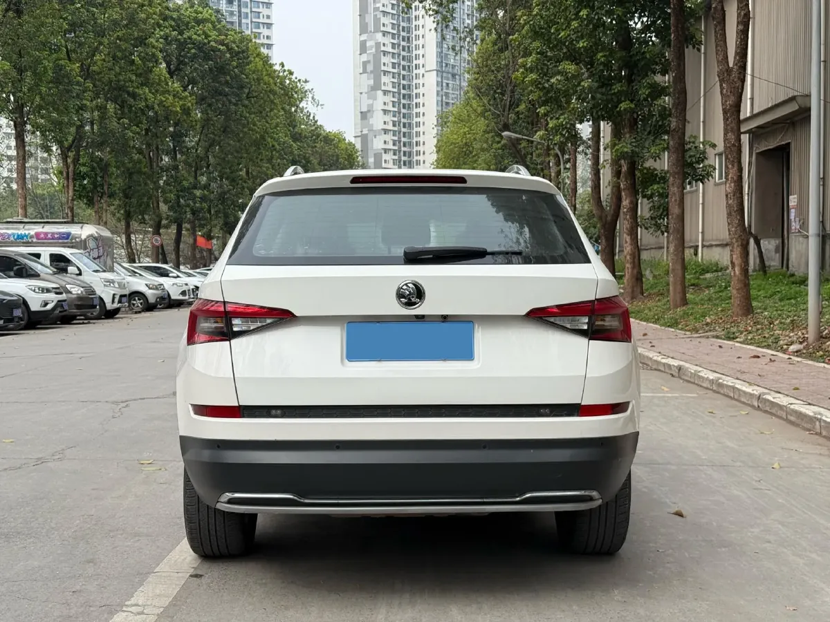 2018 Skoda Kodiak 2.0T 186HP L4 7DCT,autocango,china used car exporter,china ev exporter,chinese used car exporter,chinese used ev exporter