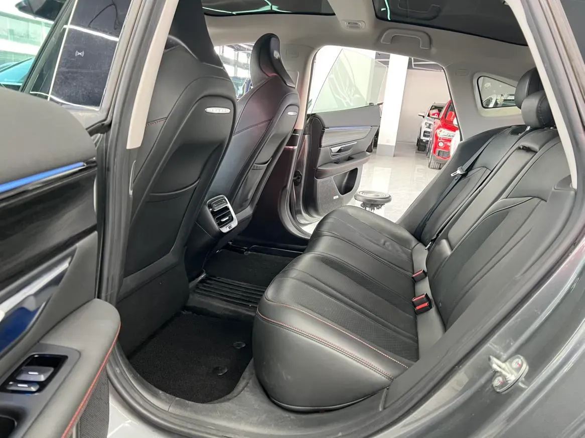 2020 DS 7 1.6T 215HP L4 8AT,autocango,china used car exporter,china ev exporter,chinese used car exporter,chinese used ev exporter