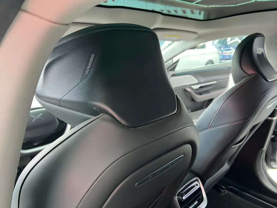 2020 DS 7 1.6T 215HP L4 8AT,autocango,china used car exporter,china ev exporter,chinese used car exporter,chinese used ev exporter