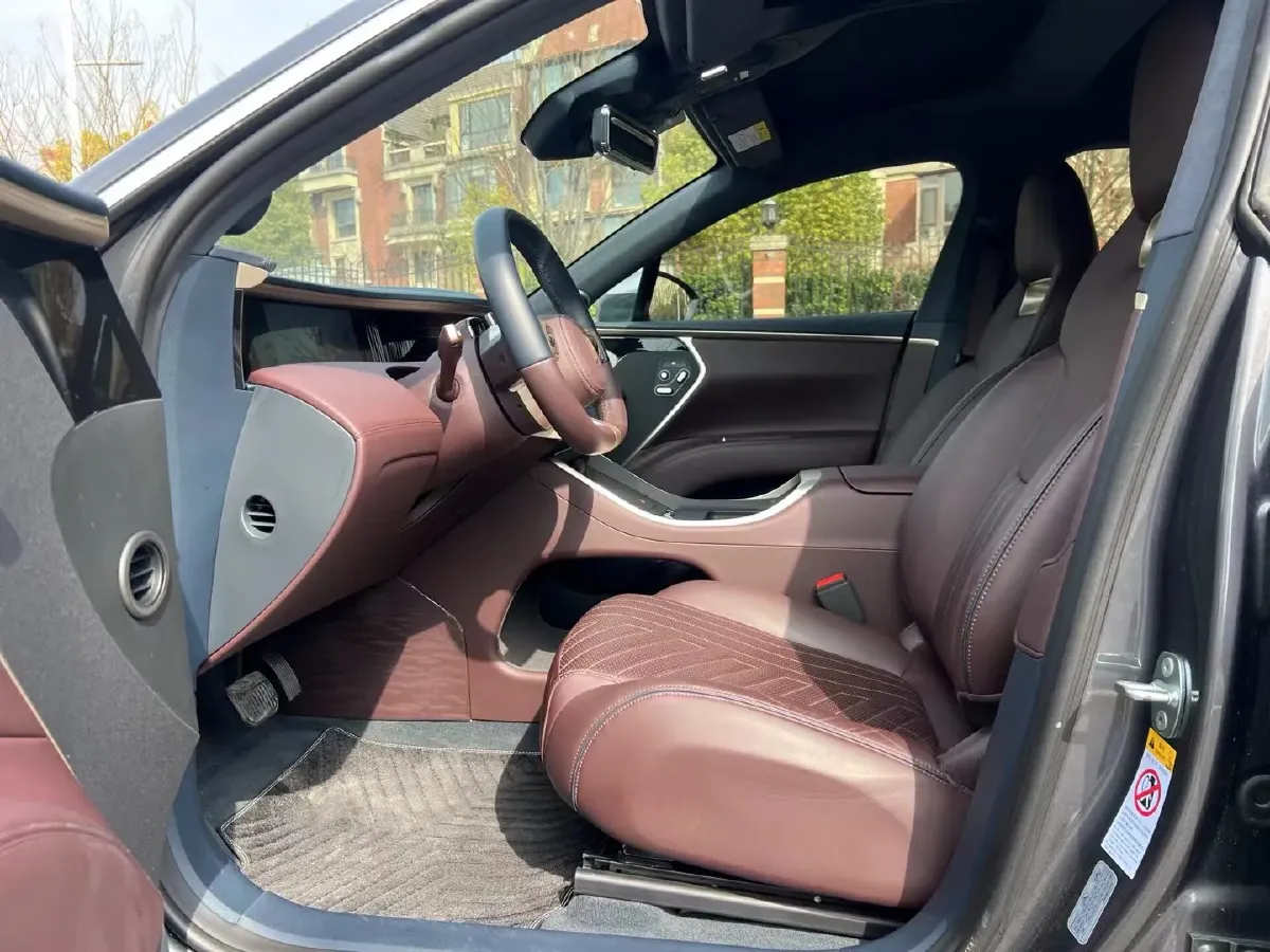 2023 Avatr 11 BEV 90KWH,autocango,china used car exporter,china ev exporter,chinese used car exporter,chinese used ev exporter