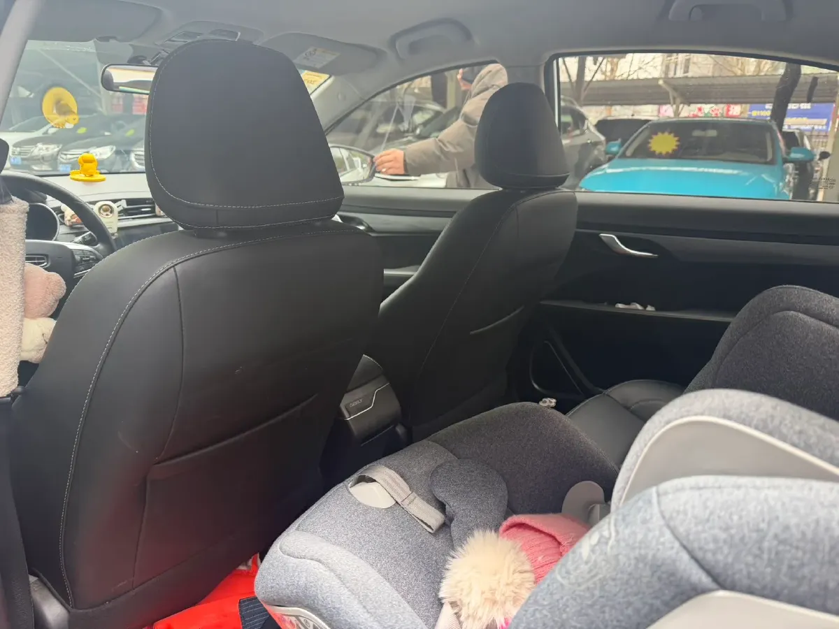 2021 Geely Emgrand 1.5L 109HP L4 CVT,autocango,china used car exporter,china ev exporter,chinese used car exporter,chinese used ev exporter