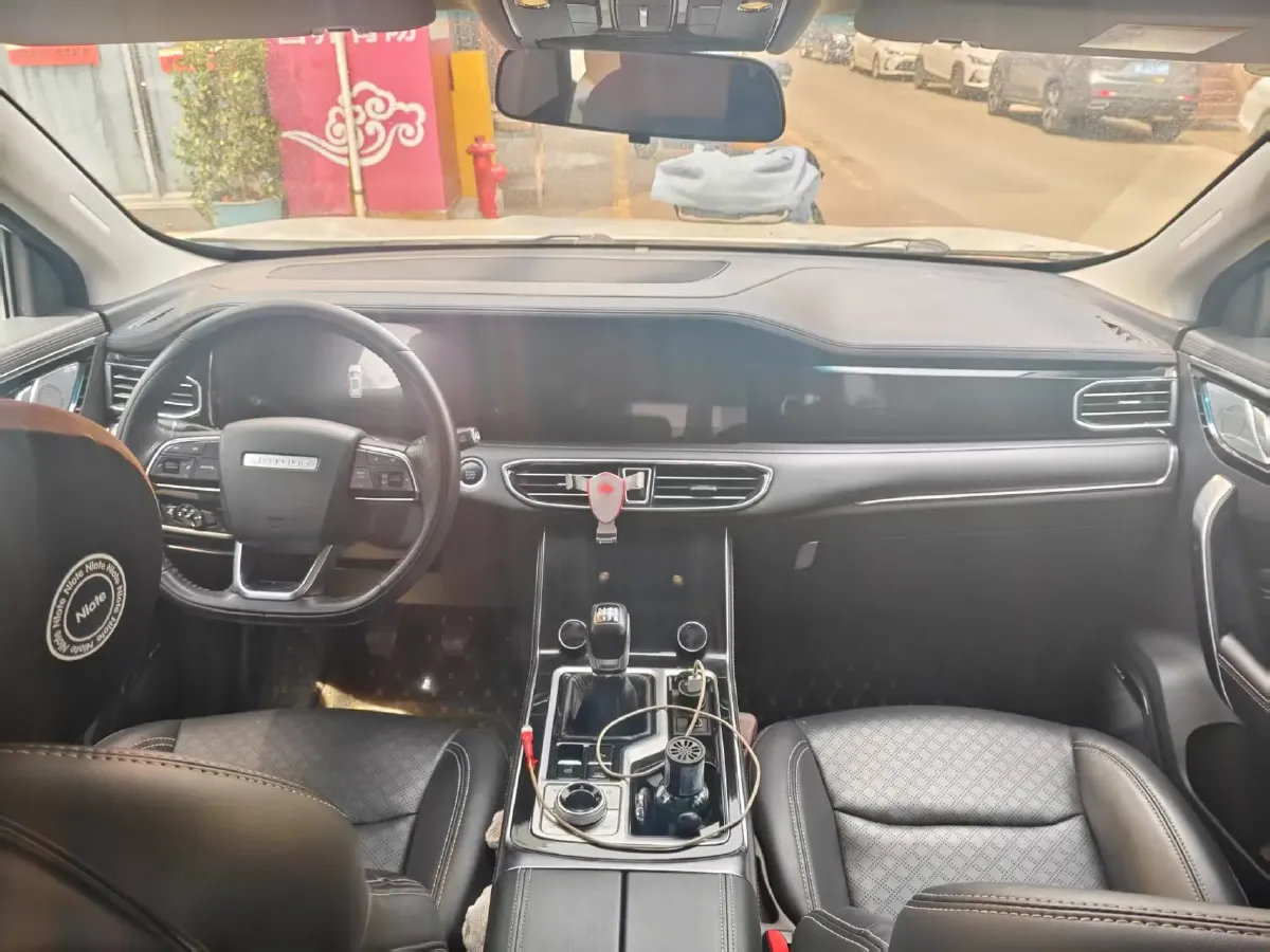 2021 Jetour X90 Plus 1.5T 156HP L4 6MT,autocango,china used car exporter,china ev exporter,chinese used car exporter,chinese used ev exporter