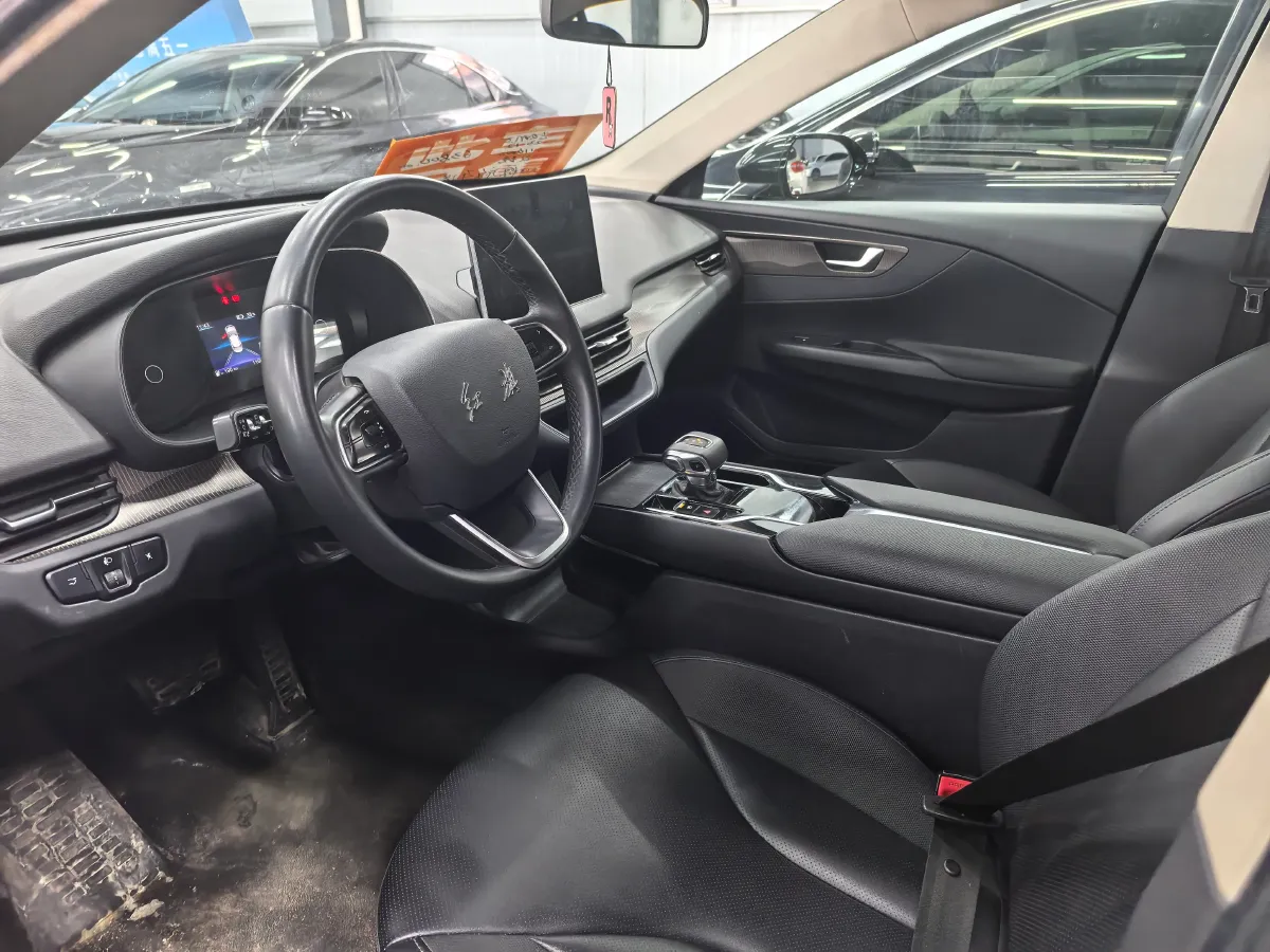 2023 HongQi E-QM5 BEV 82KWH,autocango,china used car exporter,china ev exporter,chinese used car exporter,chinese used ev exporter