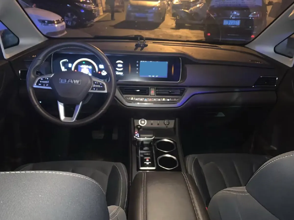 2023 BAW RuiSheng Trump M7 2.0L 144HP L4 8AT,autocango,china used car exporter,china ev exporter,chinese used car exporter,chinese used ev exporter