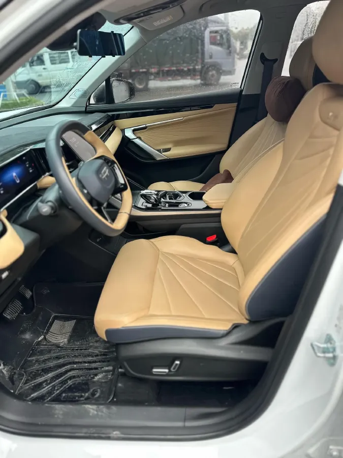 2023 Geely StarRay 1.5T 181HP L4 7DCT,autocango,china used car exporter,china ev exporter,chinese used car exporter,chinese used ev exporter