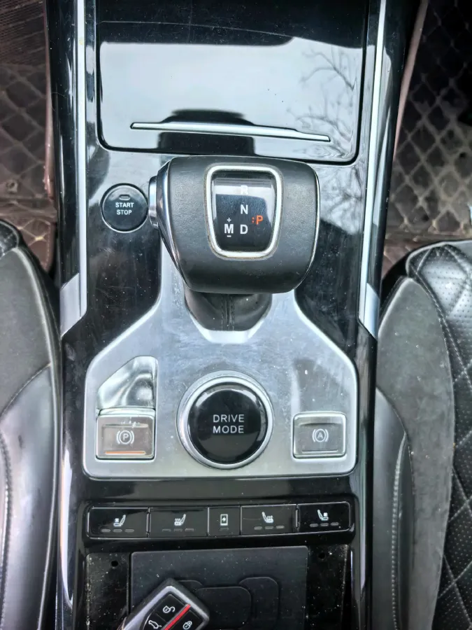 2019 HongQi HS5 2.0T 224HP L4 6AT,autocango,china used car exporter,china ev exporter,chinese used car exporter,chinese used ev exporter