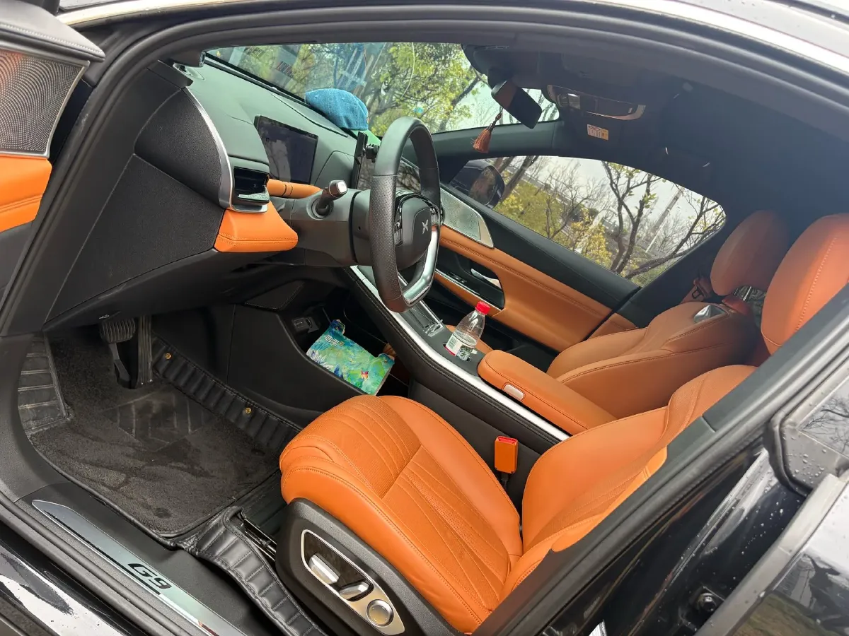 2024 Xpeng G9 BEV 98KWH,autocango,china used car exporter,china ev exporter,chinese used car exporter,chinese used ev exporter