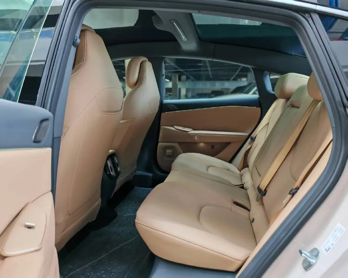 2025 ARCFOX αS5 BEV,autocango,china used car exporter,china ev exporter,chinese used car exporter,chinese used ev exporter