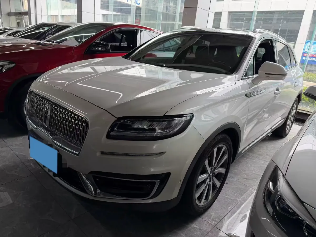 2019 Lincoln Nautilus 2.0T 235HP L4 8AT,autocango,china used car exporter,china ev exporter,chinese used car exporter,chinese used ev exporter