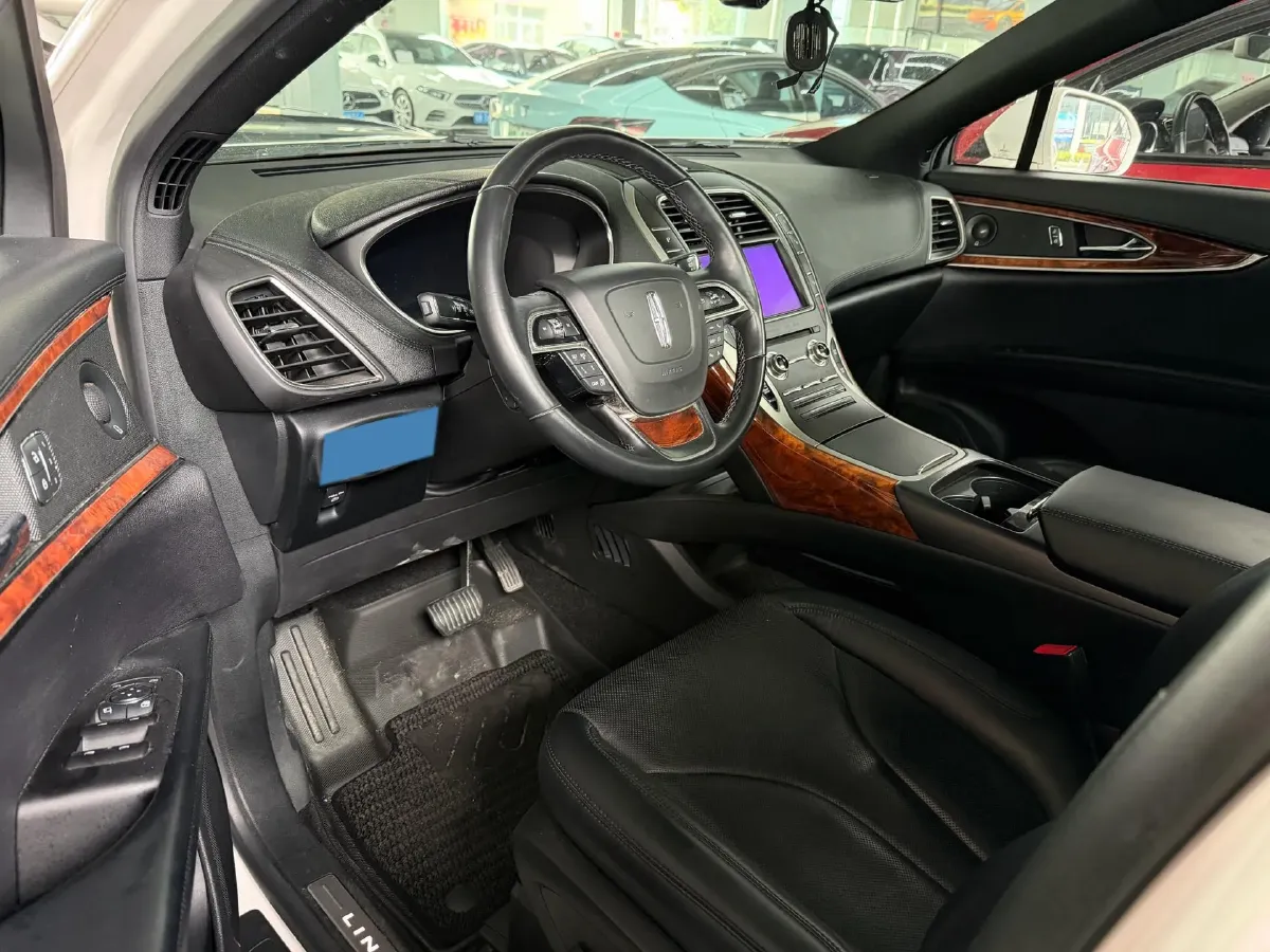 2019 Lincoln Nautilus 2.0T 235HP L4 8AT,autocango,china used car exporter,china ev exporter,chinese used car exporter,chinese used ev exporter