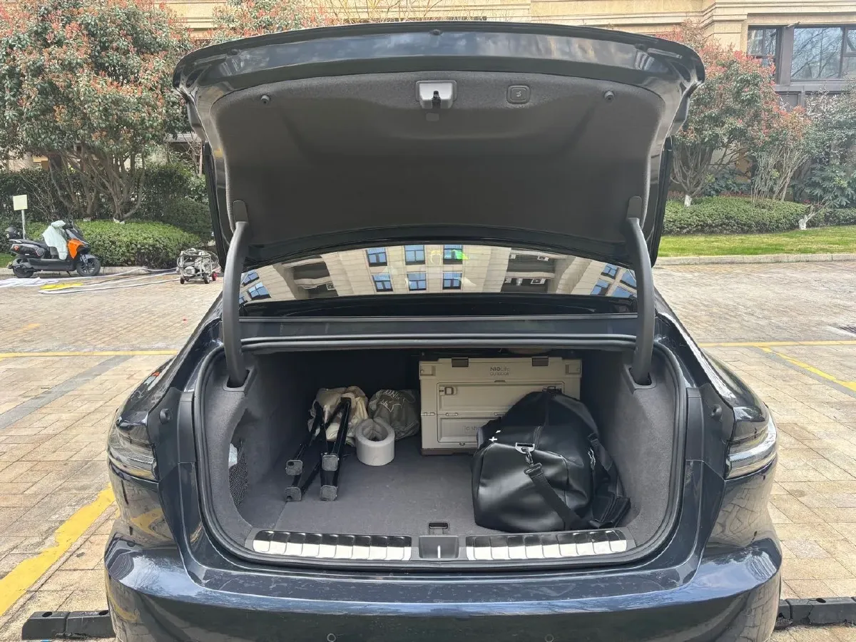 2023 NIO EC7 BEV 75KWH,autocango,china used car exporter,china ev exporter,chinese used car exporter,chinese used ev exporter