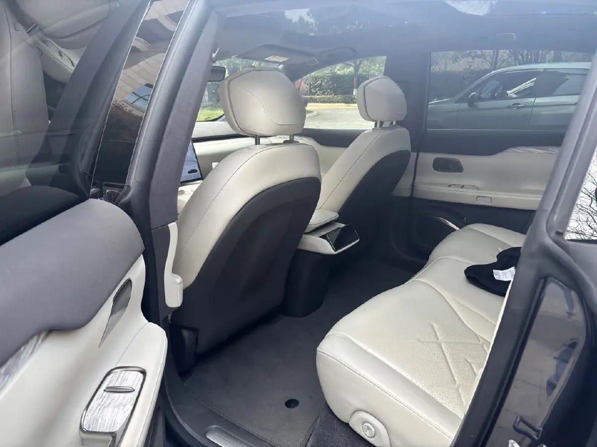 2023 NIO EC7 BEV 75KWH,autocango,china used car exporter,china ev exporter,chinese used car exporter,chinese used ev exporter