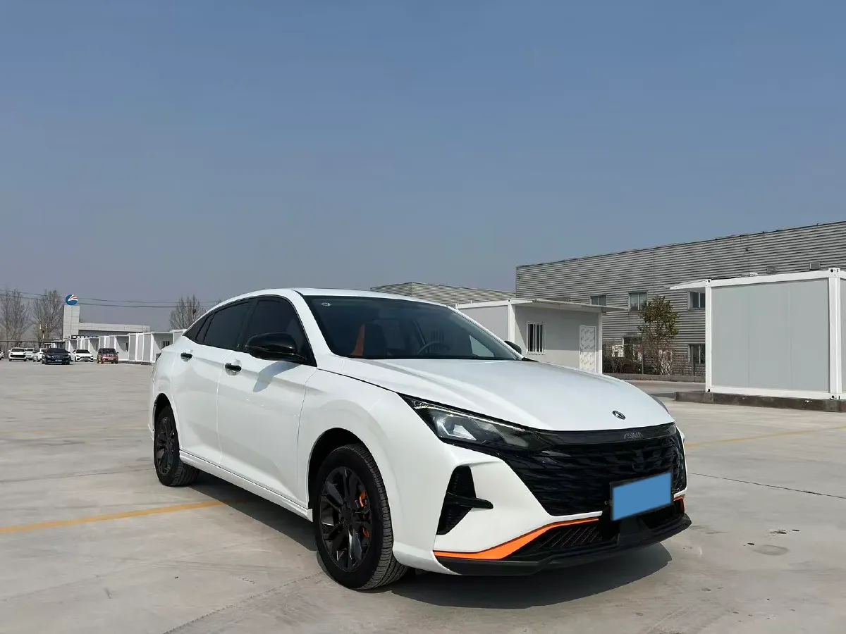 2023 DongFeng Aeolus YiXuan 1.5L 125HP L4 6DCT,autocango,china used car exporter,china ev exporter,chinese used car exporter,chinese used ev exporter