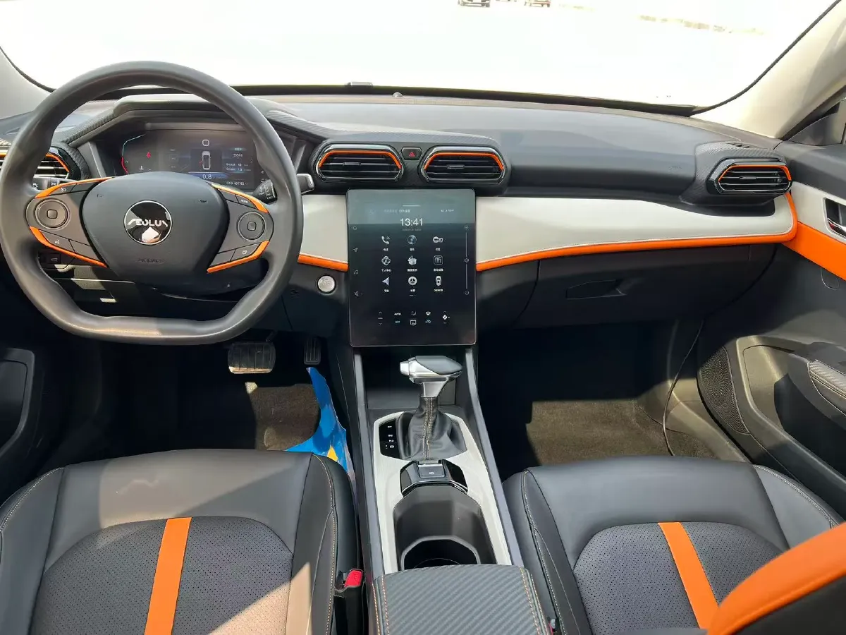 2023 DongFeng Aeolus YiXuan 1.5L 125HP L4 6DCT,autocango,china used car exporter,china ev exporter,chinese used car exporter,chinese used ev exporter