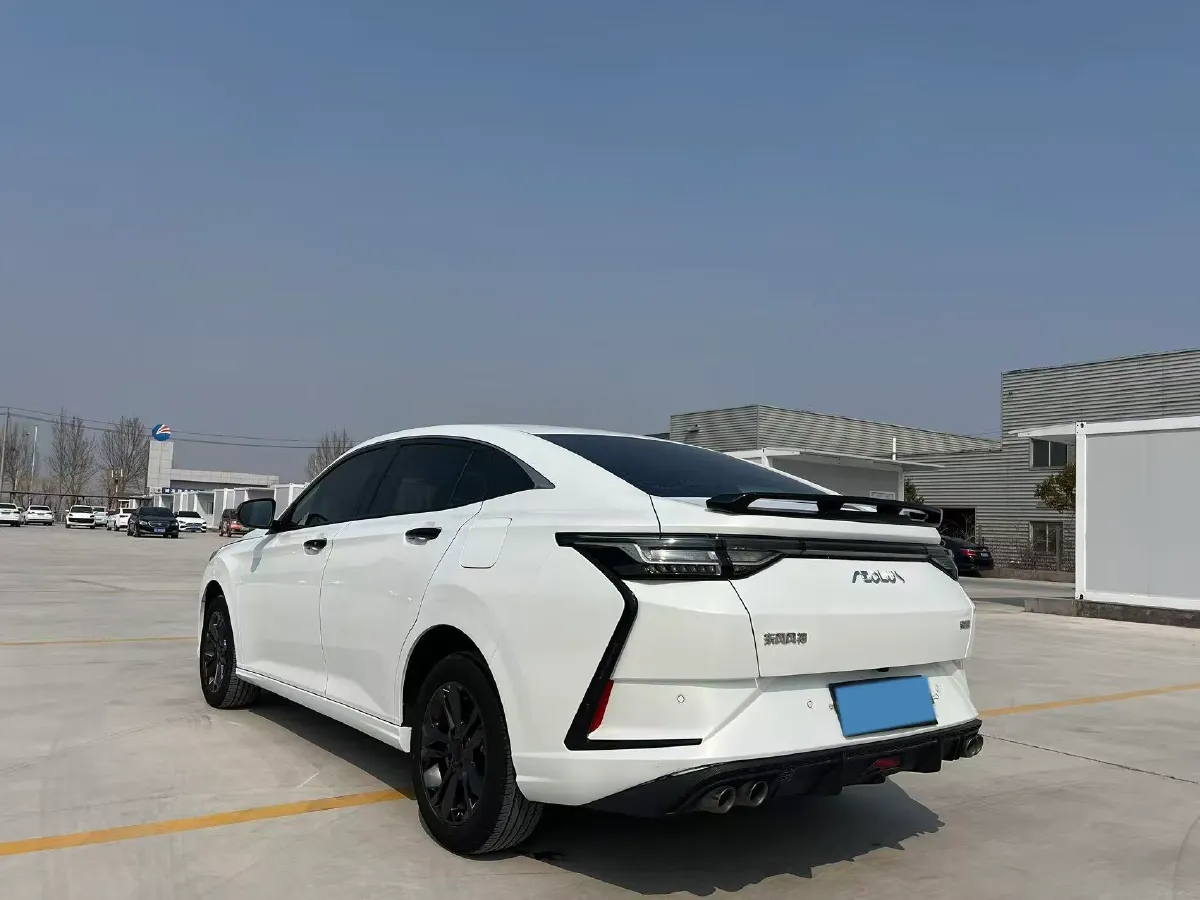 2023 DongFeng Aeolus YiXuan 1.5L 125HP L4 6DCT,autocango,china used car exporter,china ev exporter,chinese used car exporter,chinese used ev exporter