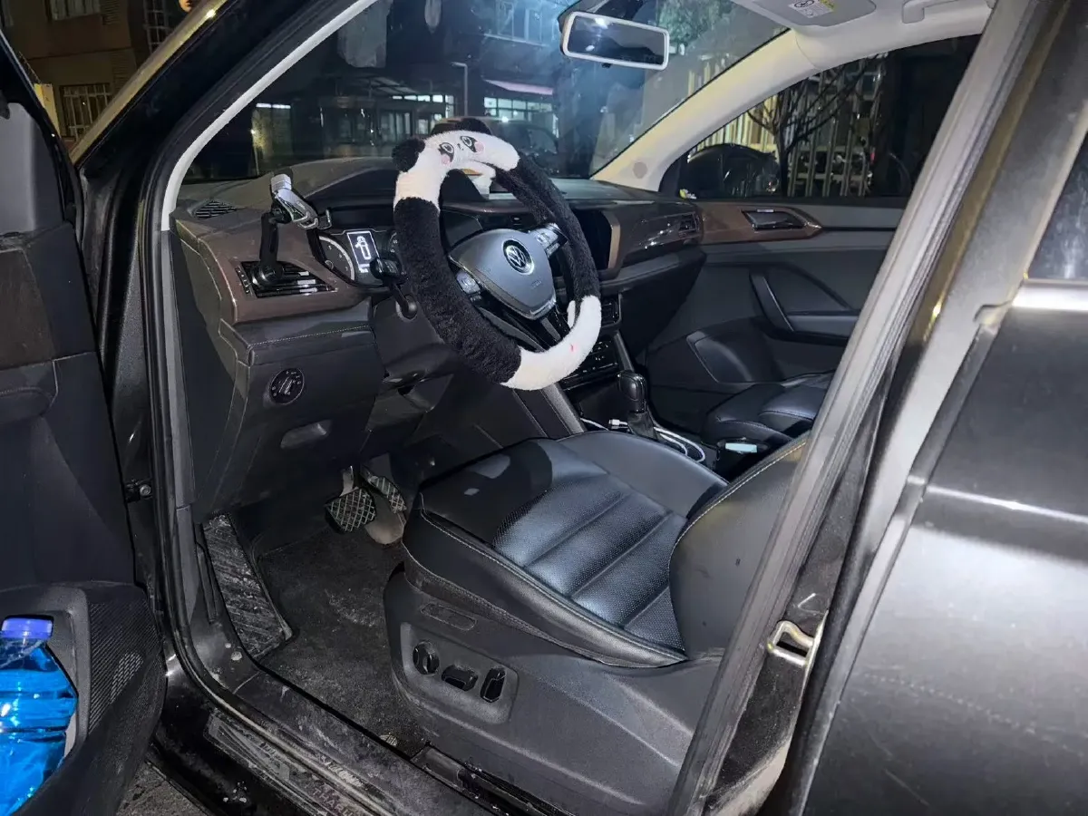 2021 Volkswagen Tharu 1.4T 150HP L4 7DCT,autocango,china used car exporter,china ev exporter,chinese used car exporter,chinese used ev exporter