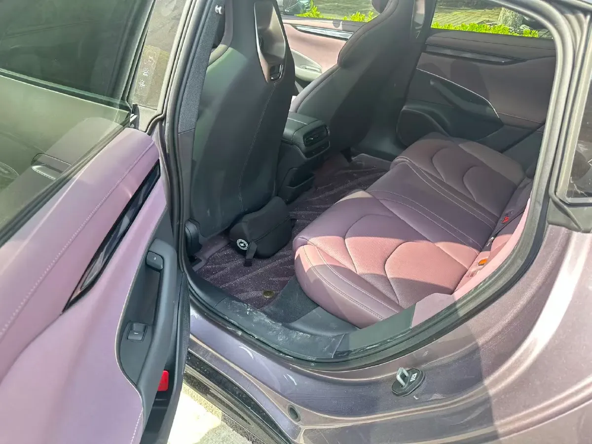 2024 MI SU7 BEV 73.6KWH,autocango,china used car exporter,china ev exporter,chinese used car exporter,chinese used ev exporter