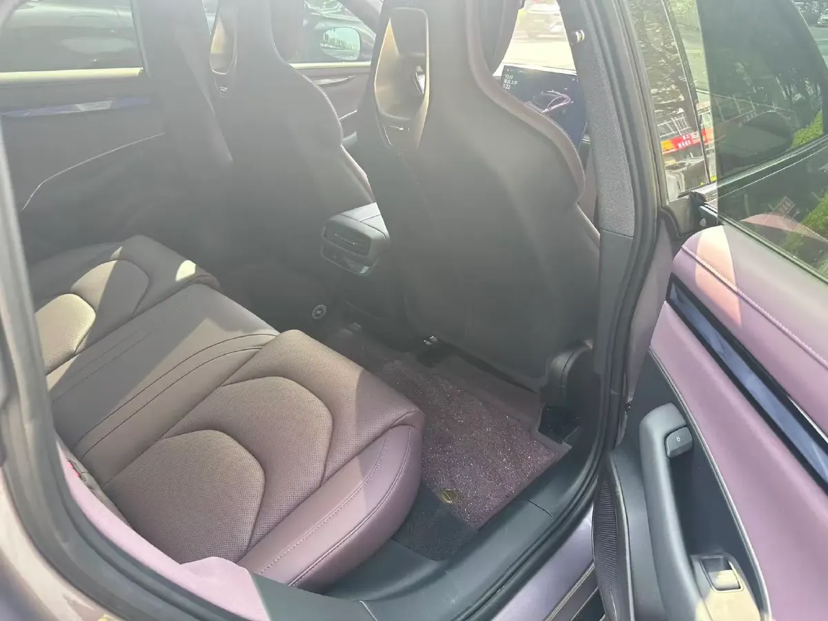 2024 MI SU7 BEV 73.6KWH,autocango,china used car exporter,china ev exporter,chinese used car exporter,chinese used ev exporter