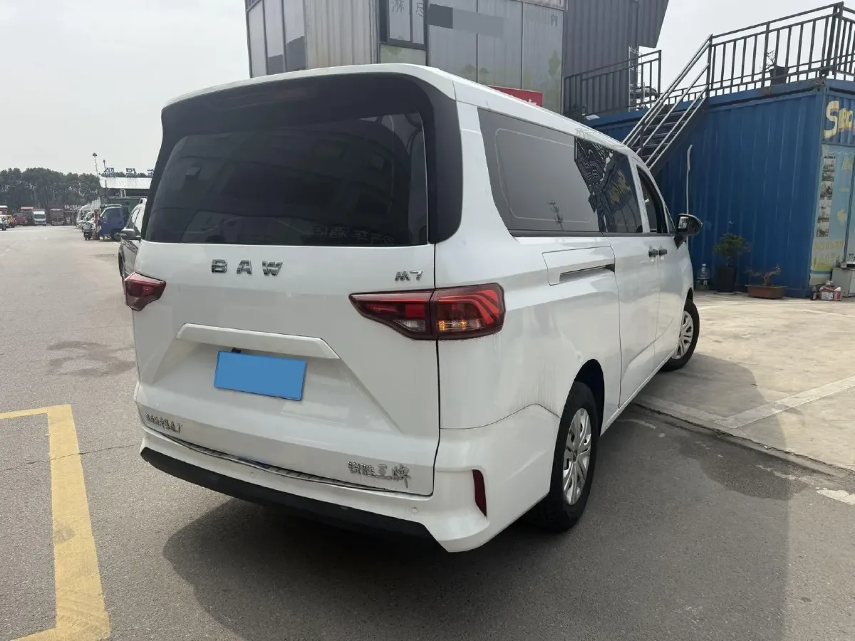 2023 BAW Calorie 2.0L 144HP L4 5MT,autocango,china used car exporter,china ev exporter,chinese used car exporter,chinese used ev exporter
