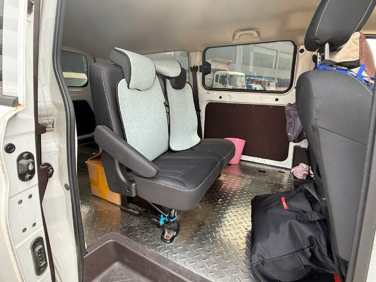 2023 BAW Calorie 2.0L 144HP L4 5MT,autocango,china used car exporter,china ev exporter,chinese used car exporter,chinese used ev exporter